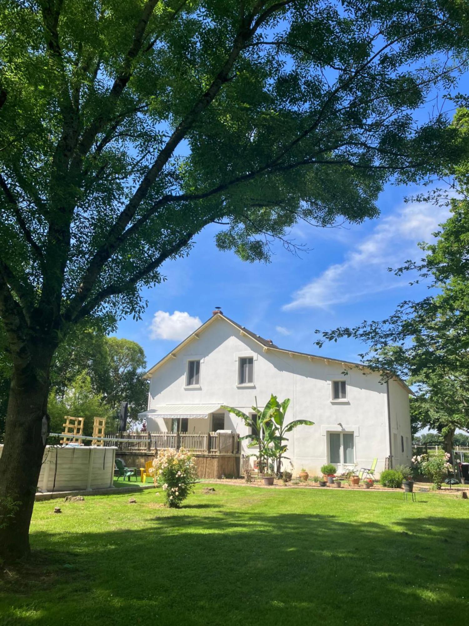 Autour Des Vignes Acomodação com café da manhã Herry Exterior foto